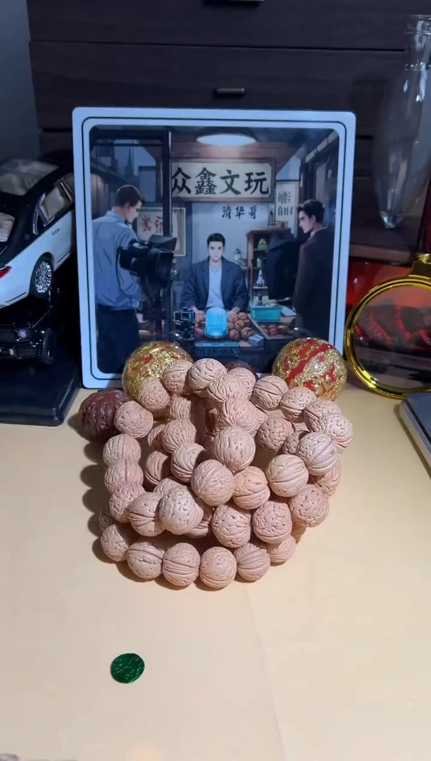 【闪购商品】文玩核桃把件桃核