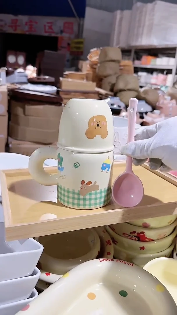 【闪购商品】瓷片2个杯子勺子3件套微瑕 凑满20元包邮