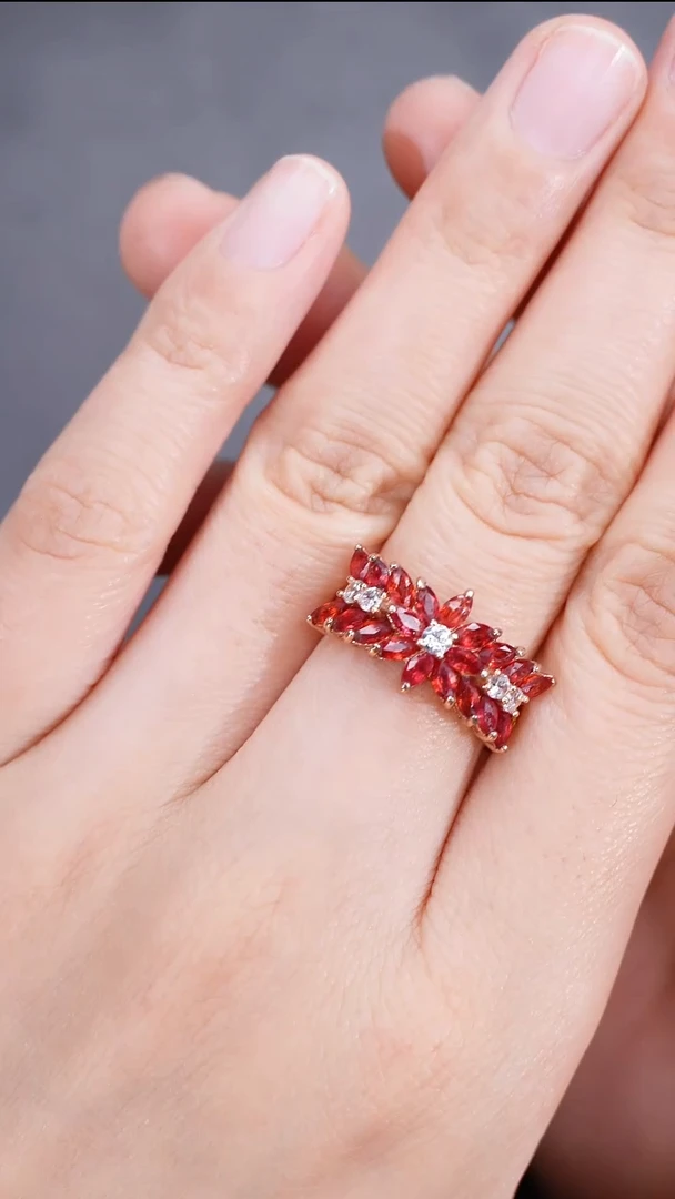 彩色蓝宝石手饰银S925镶嵌手饰