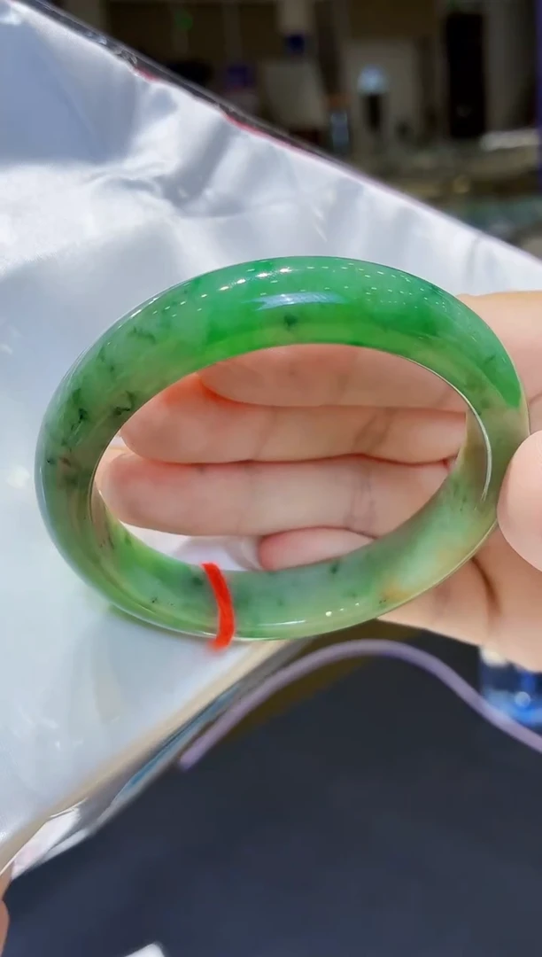 未镶嵌手镯翡翠翡翠手镯56