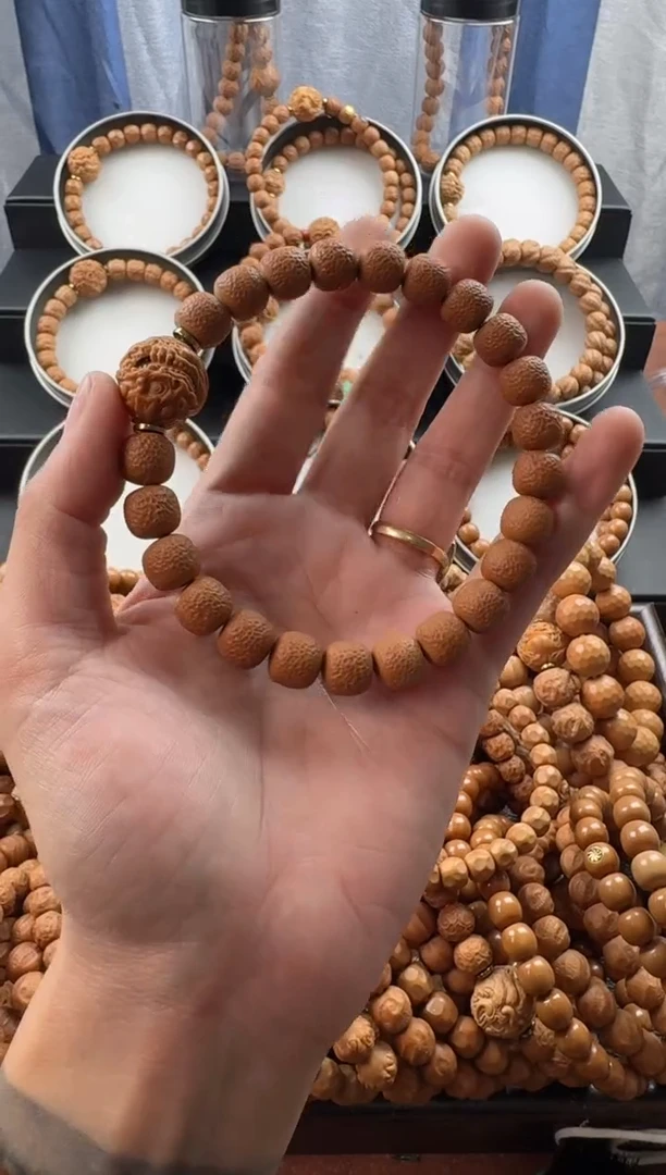 手串猴头核桃荔枝纹送单颗雕刻瑕疵