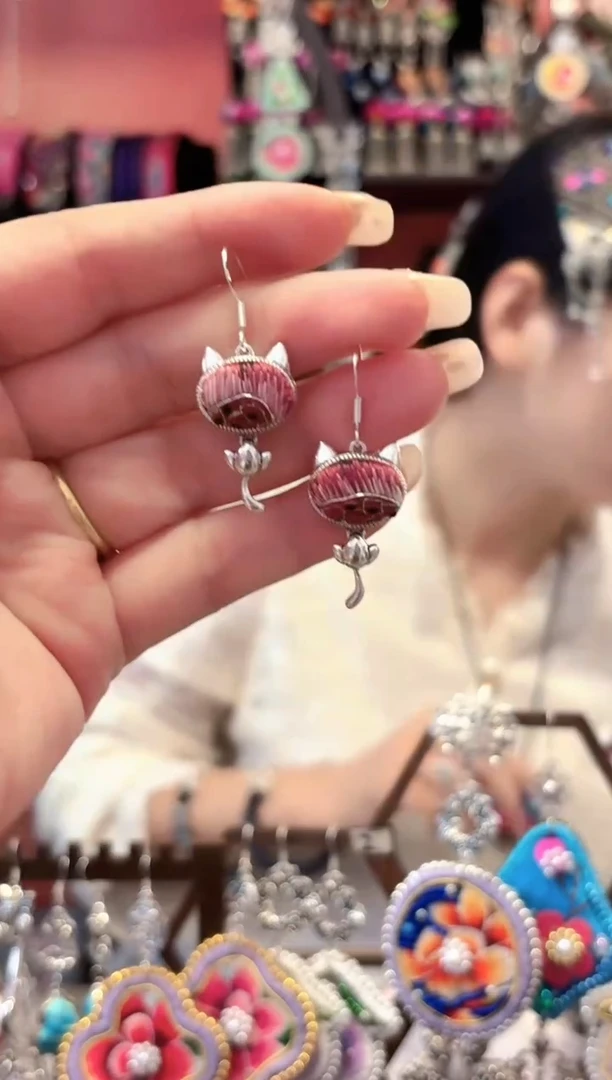 织绣云织谣民族风精美饰品  481