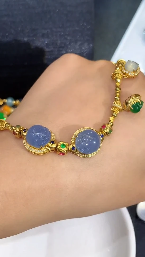 18K金镶嵌手链翡翠多样性发其一