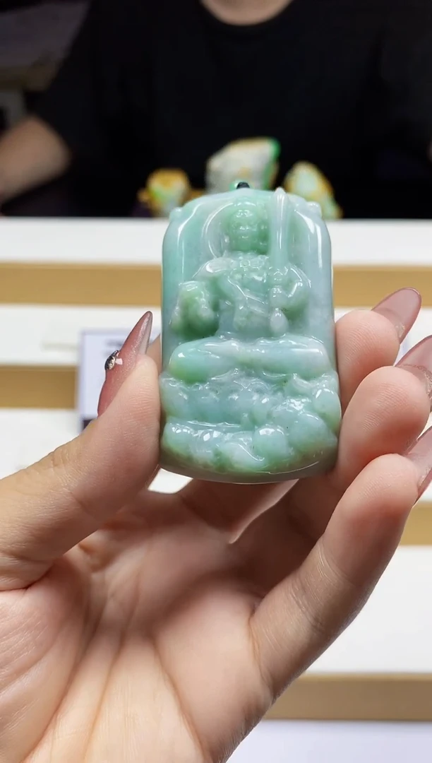 翡翠未镶嵌颈饰翡翠A货