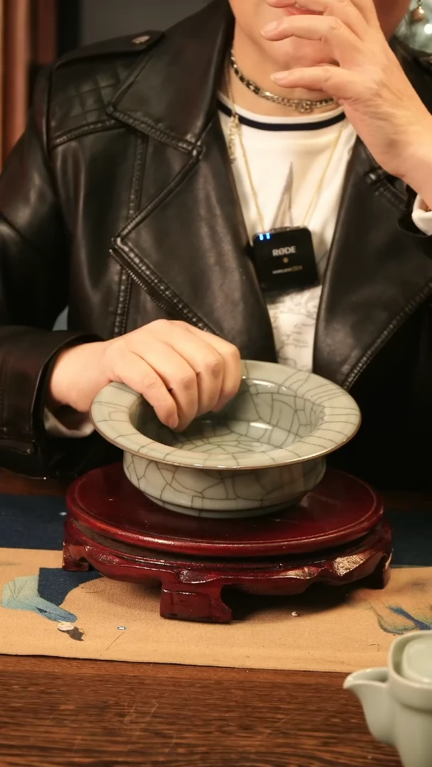 【闪购商品】微瑕 纯手工 哥窑 折沿洗（矮