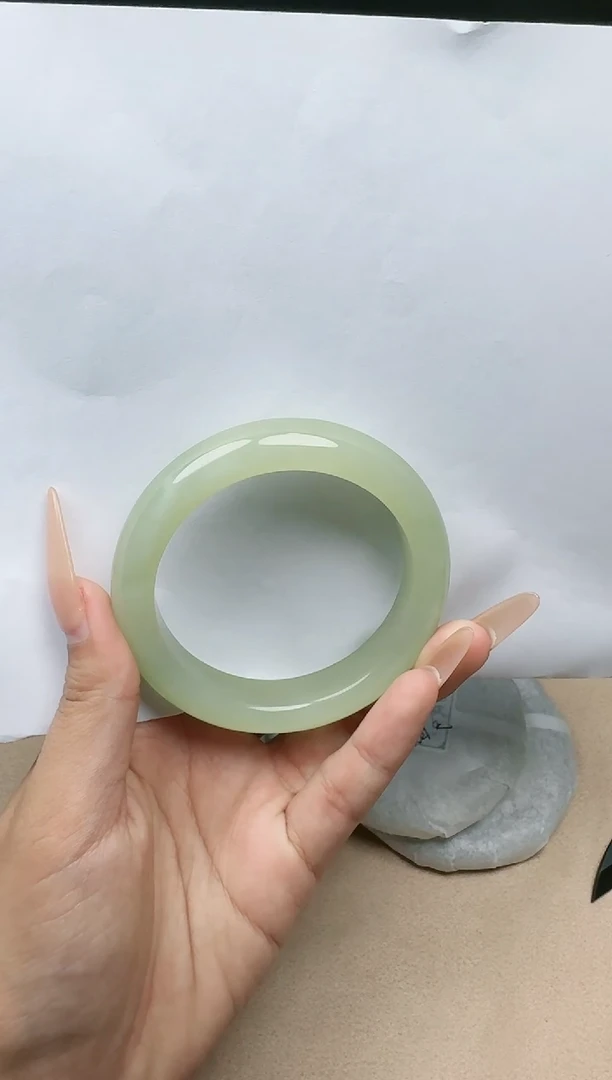 【闪购商品】和田玉手镯未镶嵌55/56圈口YY