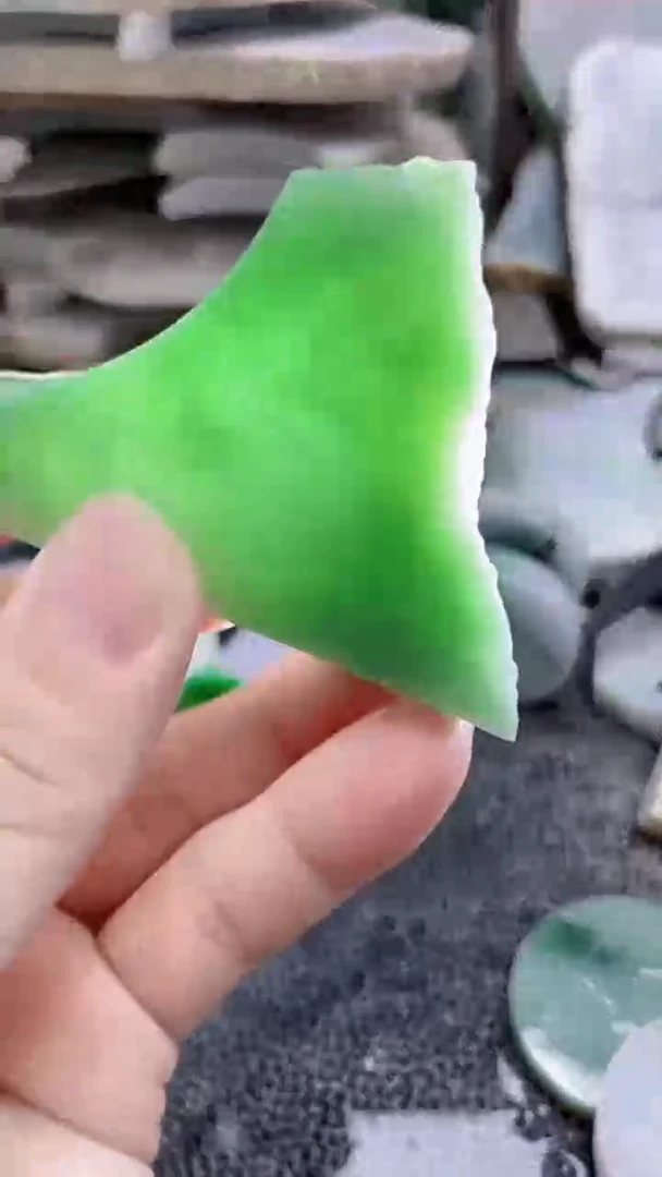 裸石翡翠天然A货翡翠板料