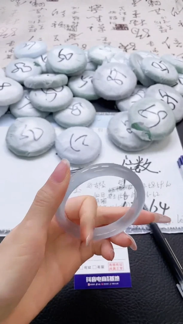 未镶嵌手镯石英质玉401-60
