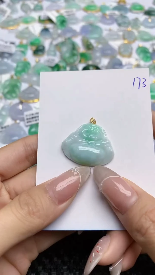 【闪购商品】翡翠颈饰18K金镶嵌天然翡翠A货