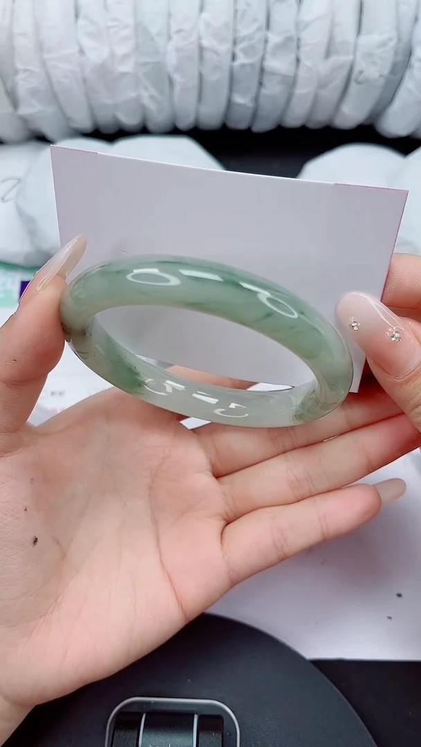 石英质玉手镯未镶嵌31-60/61