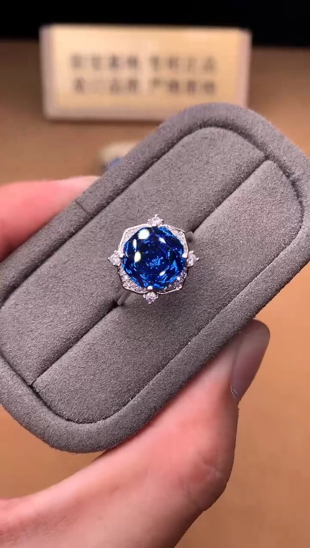 银S925镶嵌戒指托帕石2222