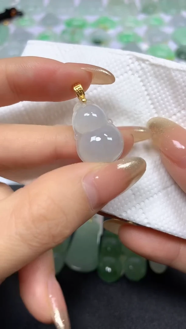 颈饰未镶嵌翡翠A货