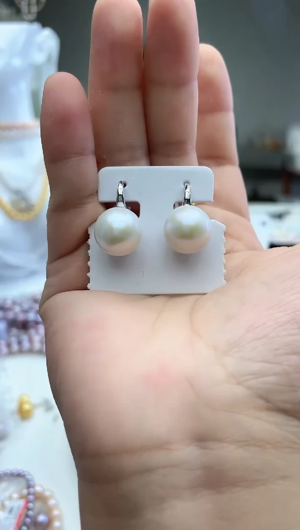 13mm+   冷清光耳钩