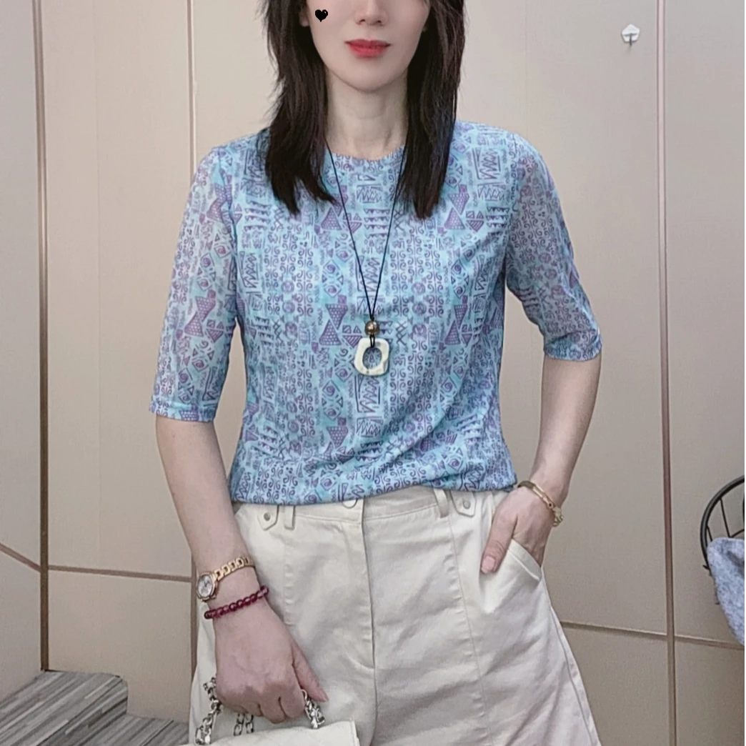 2025秋季新款女装五分袖圆领洋气冰清玉蓝肌肤纱透气宽松t恤衫女T