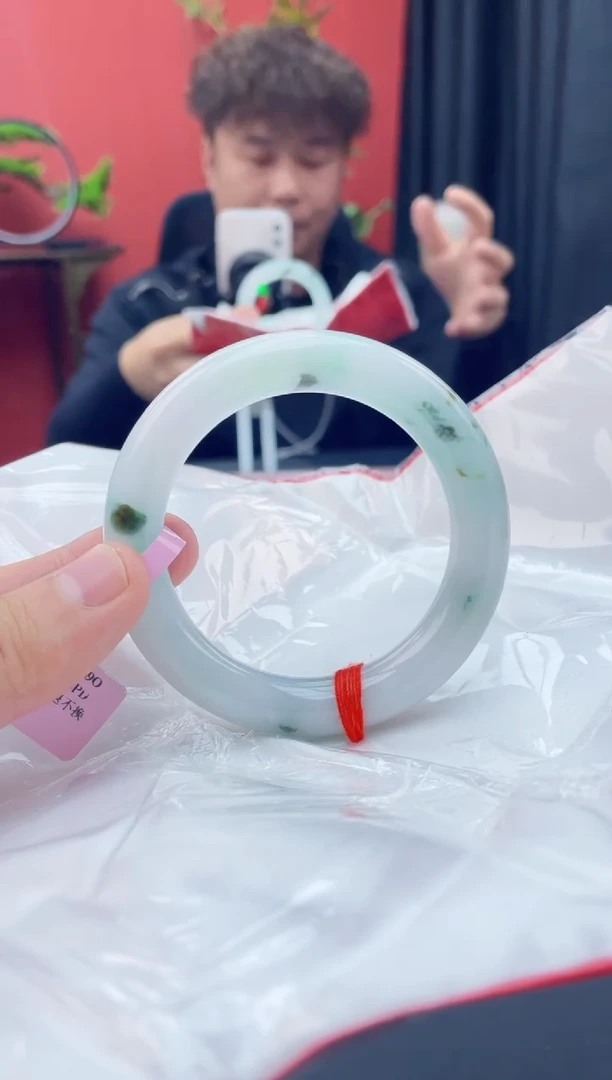 未镶嵌手镯翡翠10