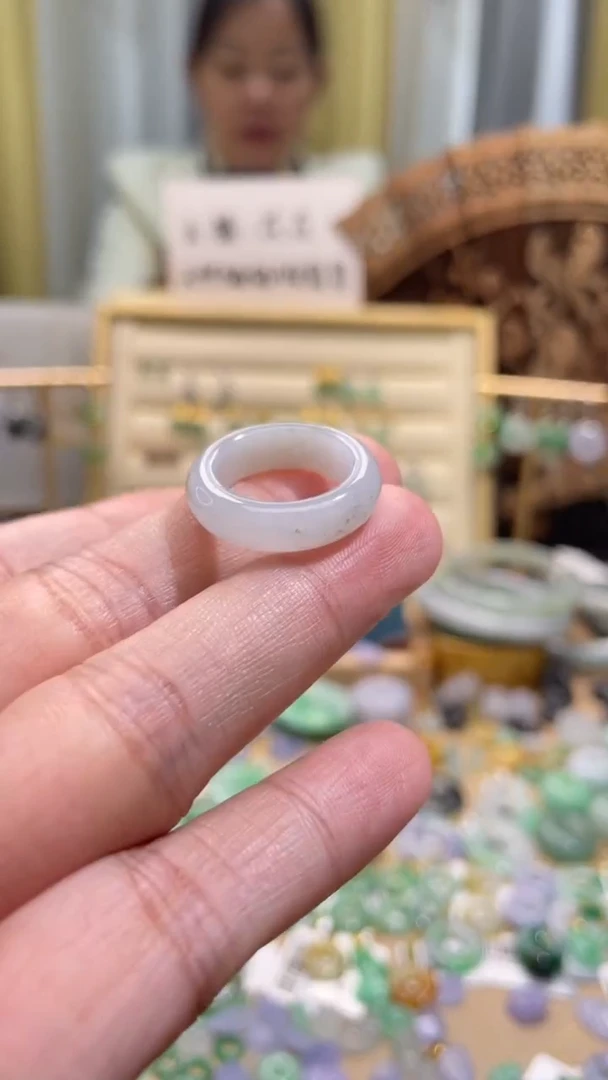 颈饰未镶嵌翡翠圈9