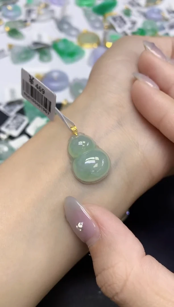 颈饰18K金镶嵌翡翠天然缅甸翡翠A货百元以上9元证书费自理