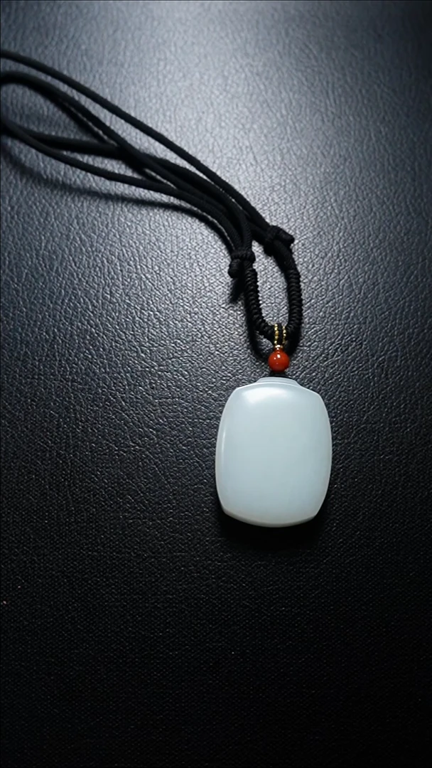 【闪购商品】和田玉颈饰未镶嵌无事牌