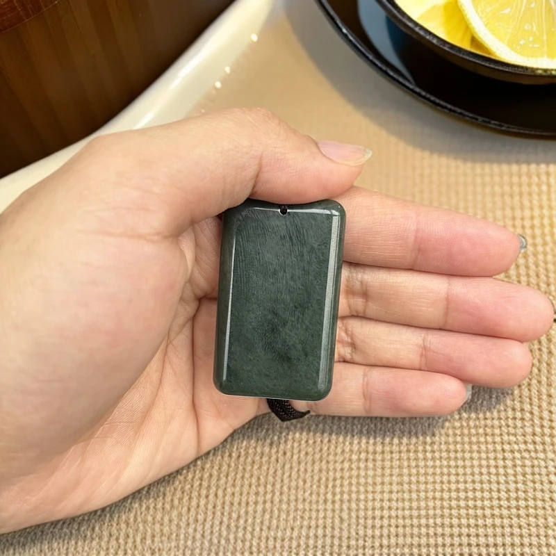 和田玉青玉平安无事牌吊坠