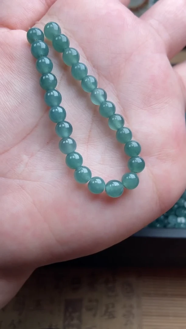 【闪购商品】翡翠手串未镶嵌多样性发货36颗卡5.6