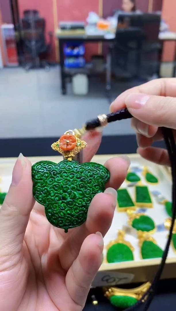 颈饰未镶嵌翡翠翡翠吊坠-101