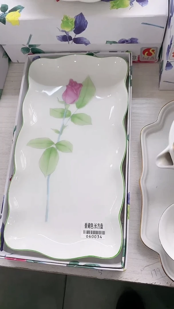 瓷片锅碗瓢盆一件不留@@1