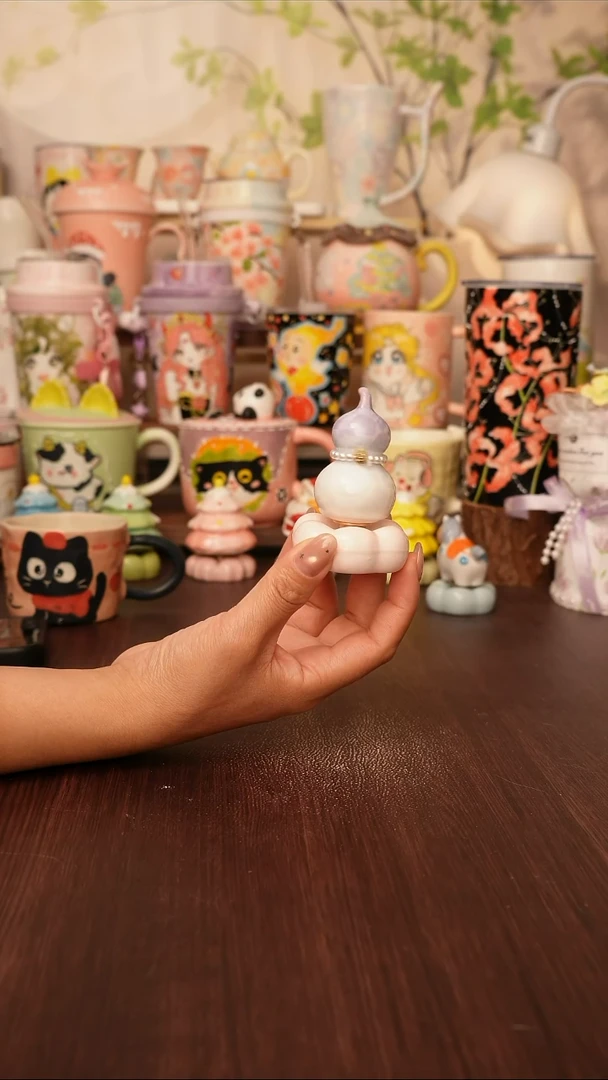 陶六***水景德镇手绘的杯子