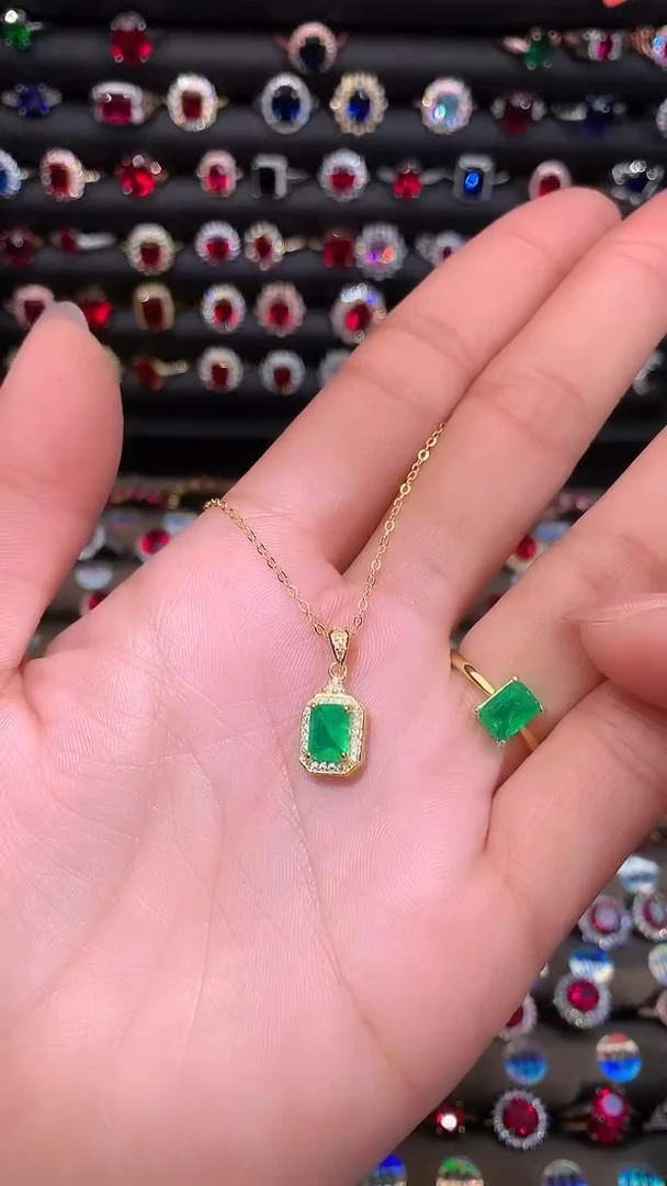 【闪购商品】祖母绿吊坠(赠链)银S925镶嵌1