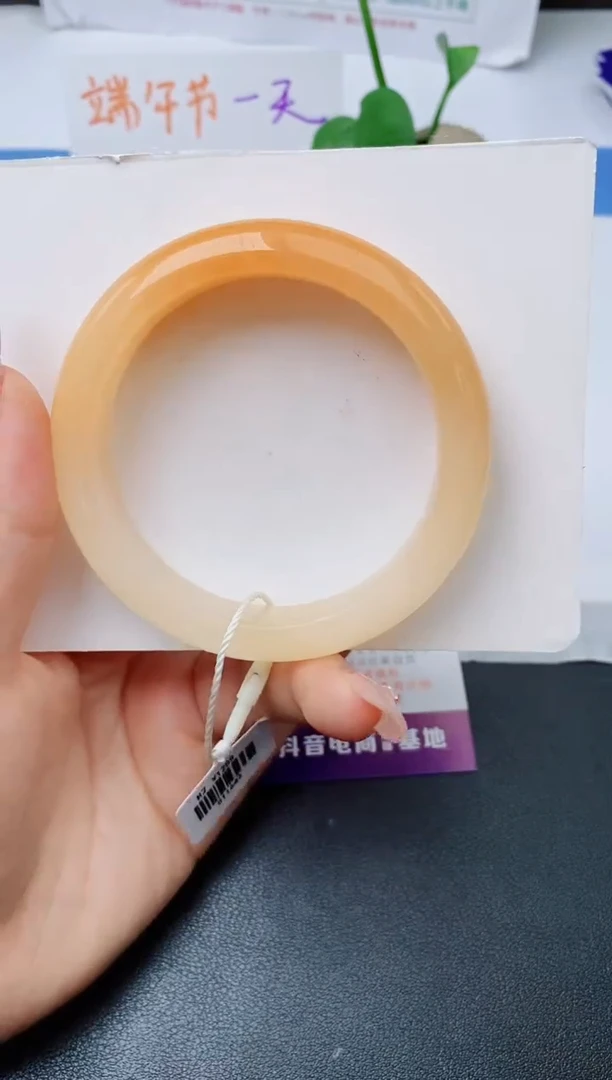 石英质玉手镯未镶嵌w145-H2