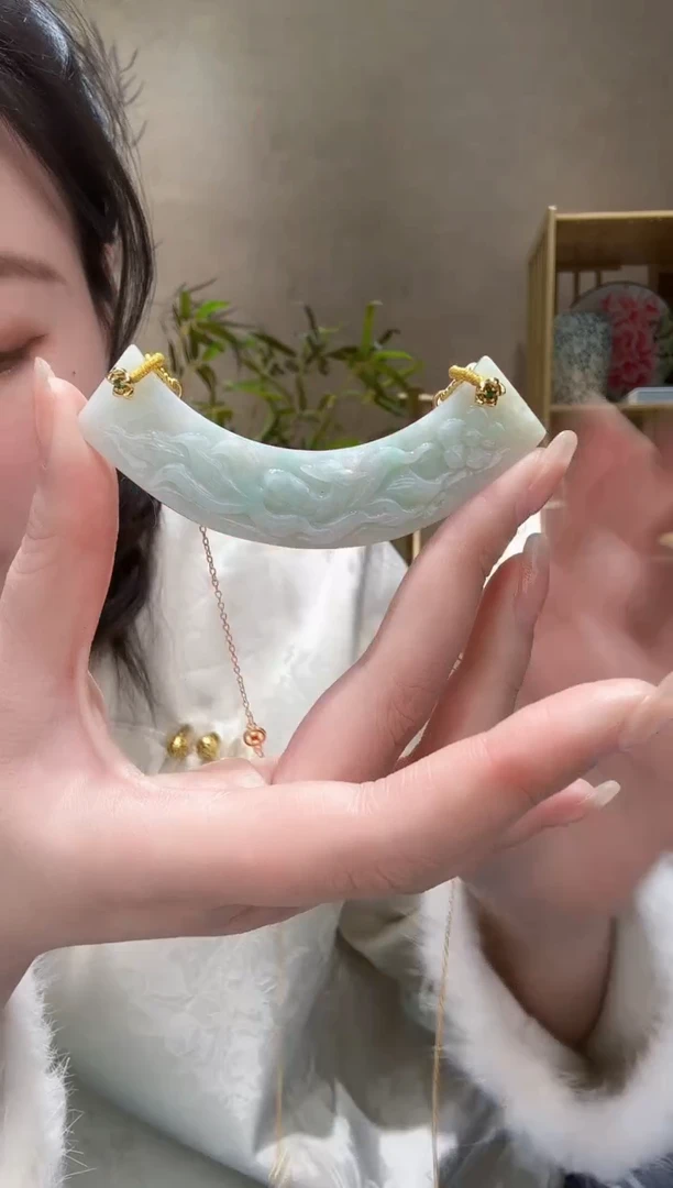 【闪购商品】翡翠颈饰未镶嵌吊坠