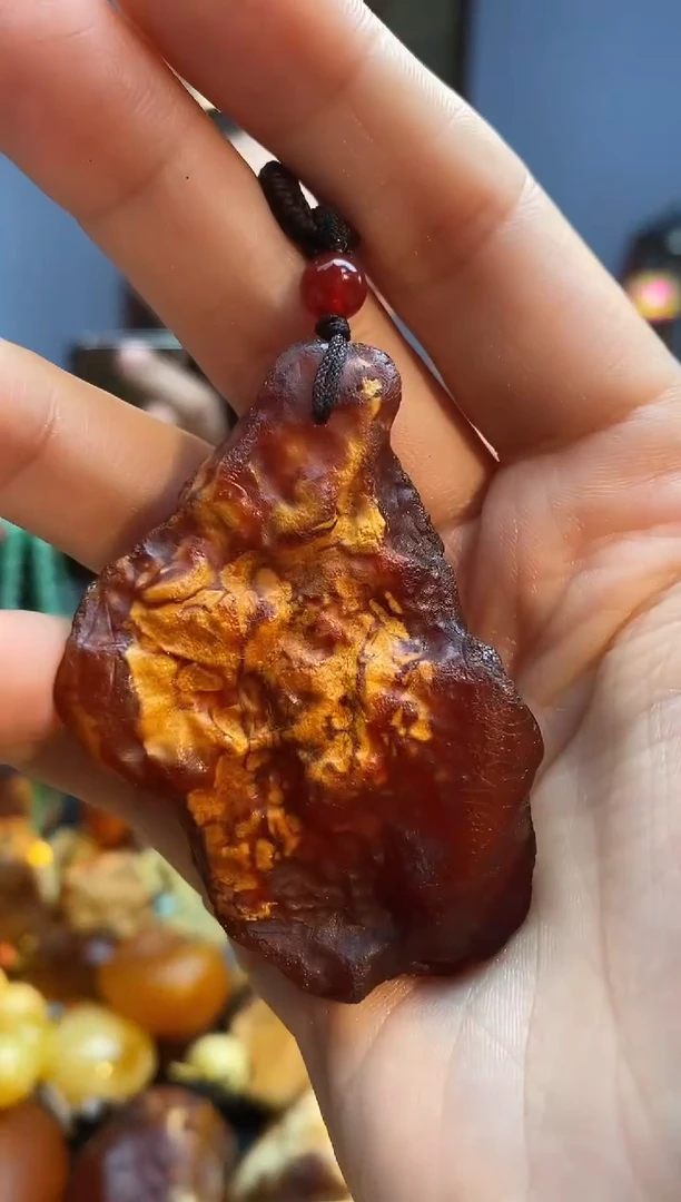 琥珀颈饰未镶嵌吊坠