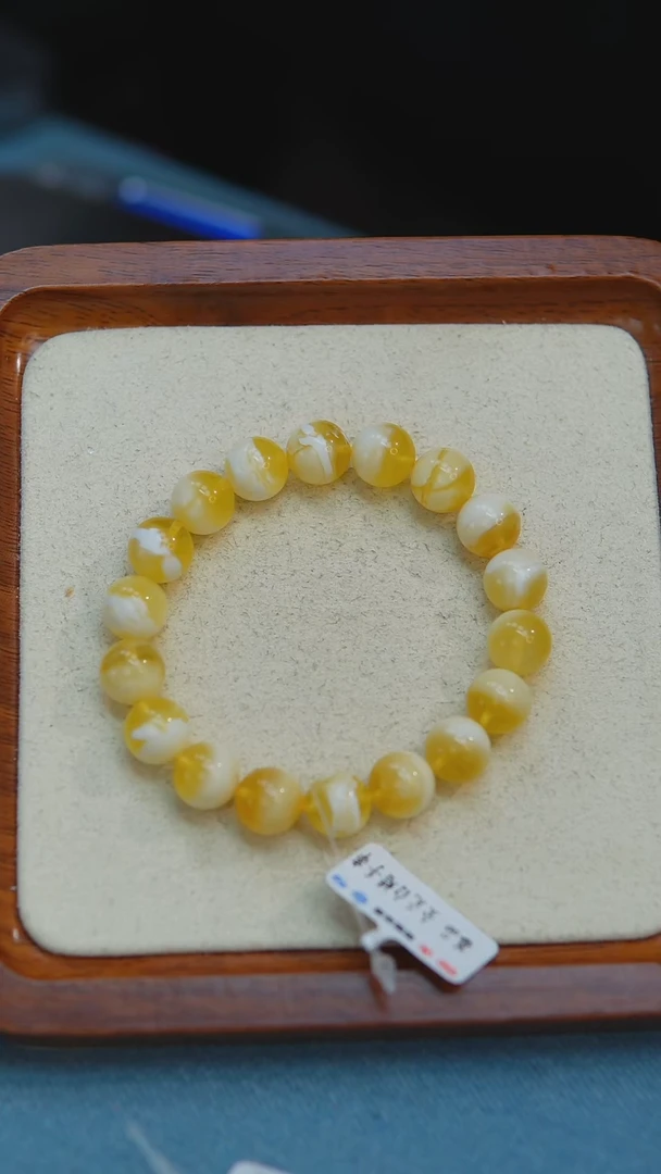 未镶嵌琥珀手链H30