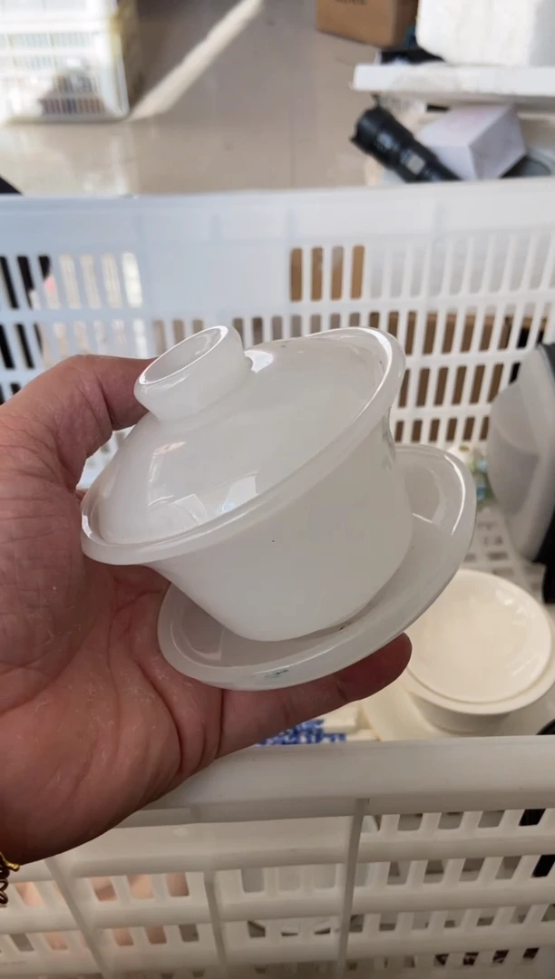 杯无运费险有瑕疵的摄影的产品有使用过的痕迹有点脏介意勿拍