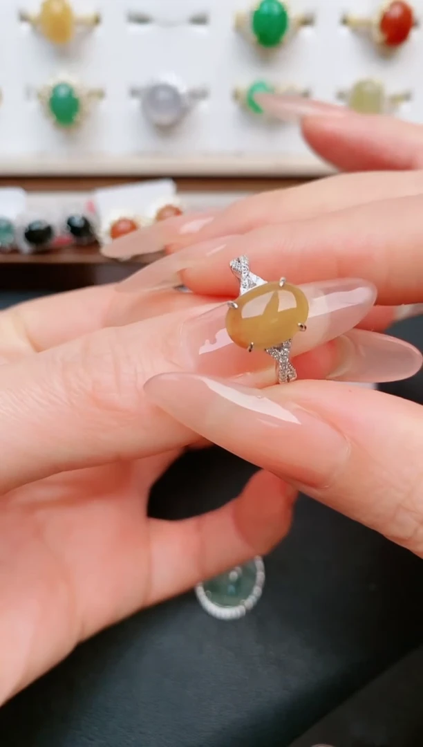 【闪购商品】翡翠戒指银S925镶嵌....