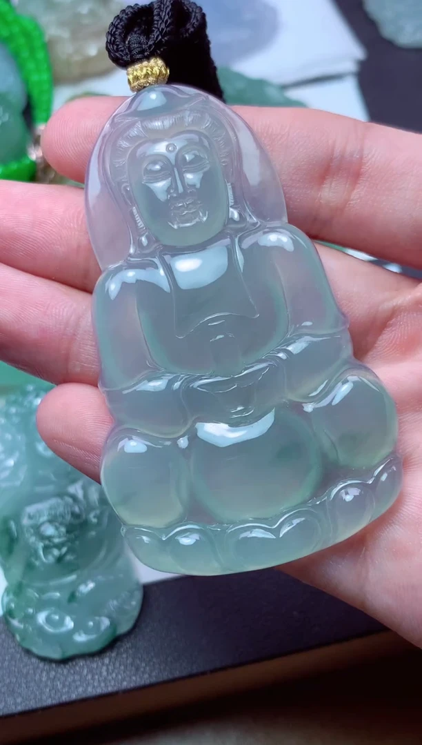 翡翠未镶嵌颈饰卡*天然翡翠