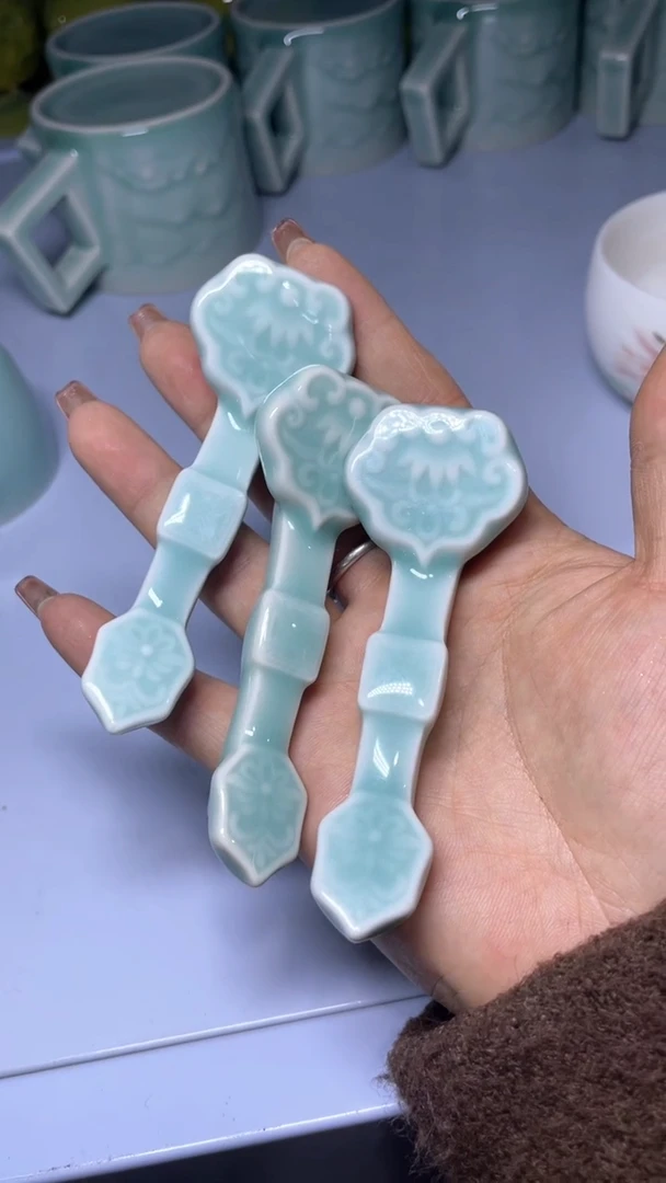 【闪购商品】特价福利 微瑕 慧仙青瓷