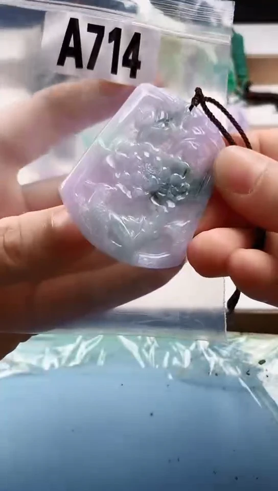 翡翠未镶嵌颈饰天然翡翠吊坠挂件