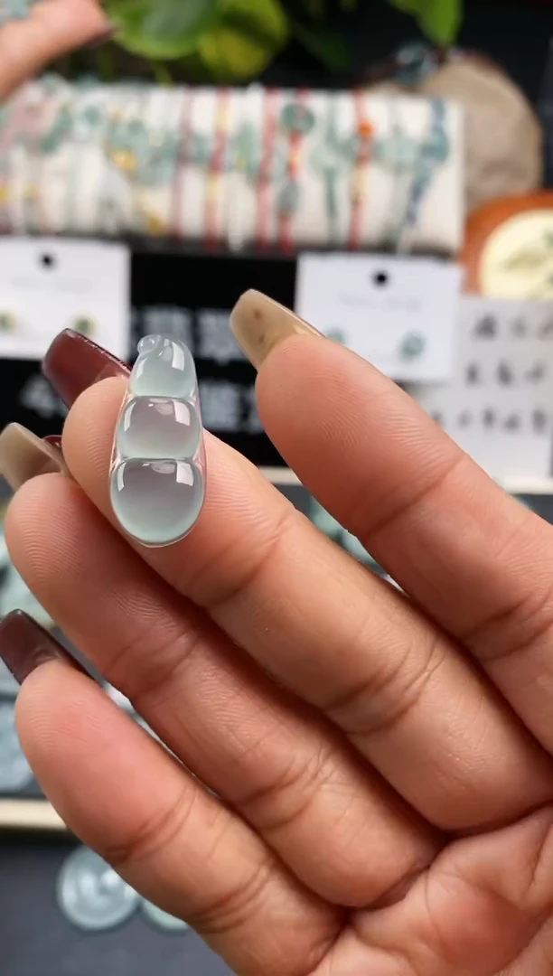 【闪购商品】翡翠裸石128福豆~默认裸石发货