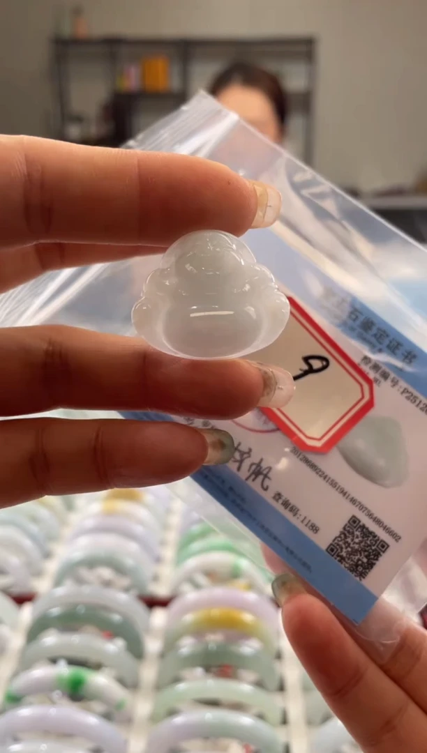 颈饰未镶嵌翡翠多样性发一