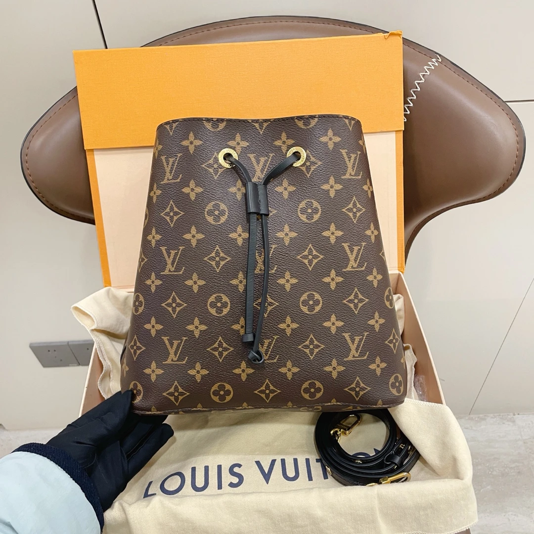 95新 LouisVuitton/路易威登 97新老花黑水桶单肩包