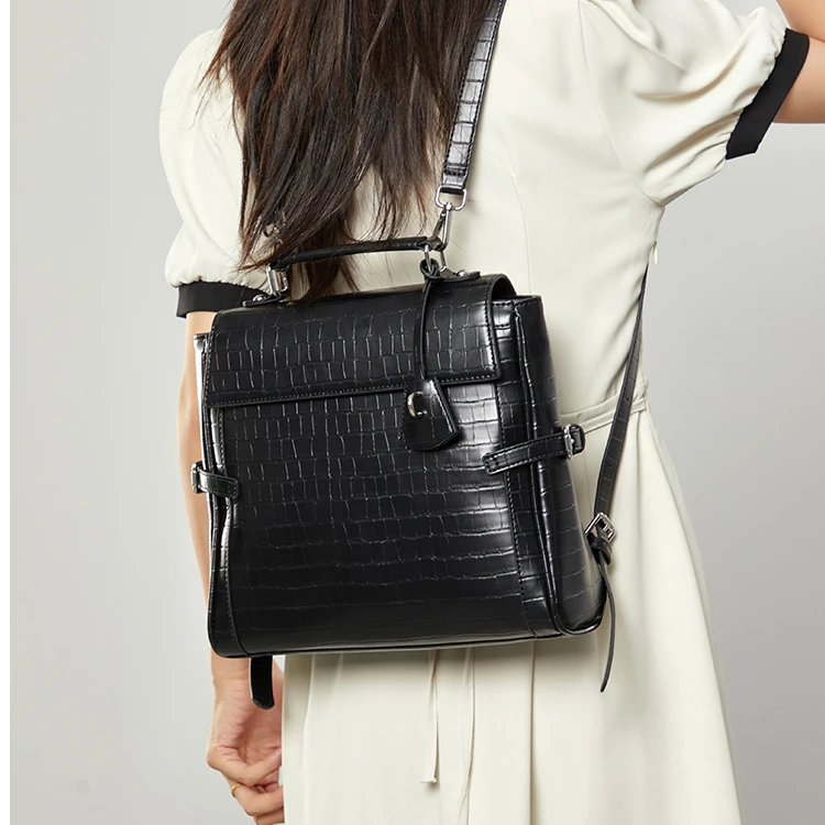 小众设计感撞色双肩包2025新款时尚经典包包女大学生通勤旅行背包