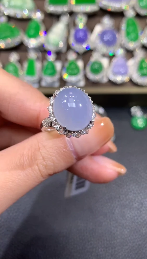 18K金镶嵌戒指翡翠C84 紫货有一定色差