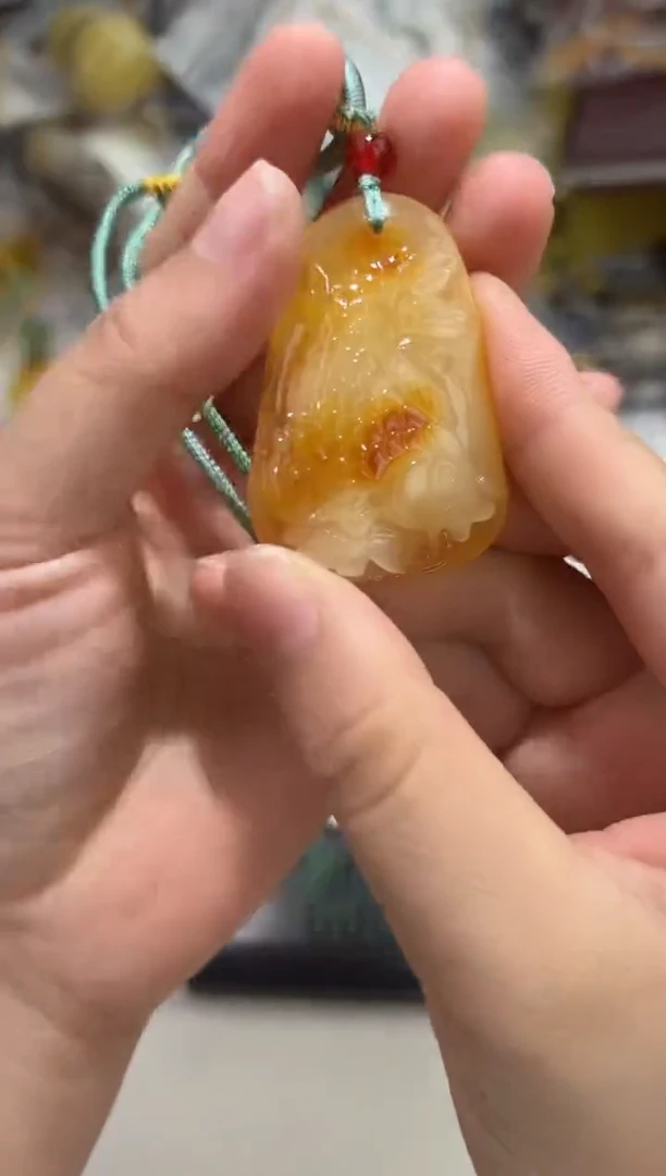 裸石琥珀未镶嵌琥珀蜜蜡吊坠