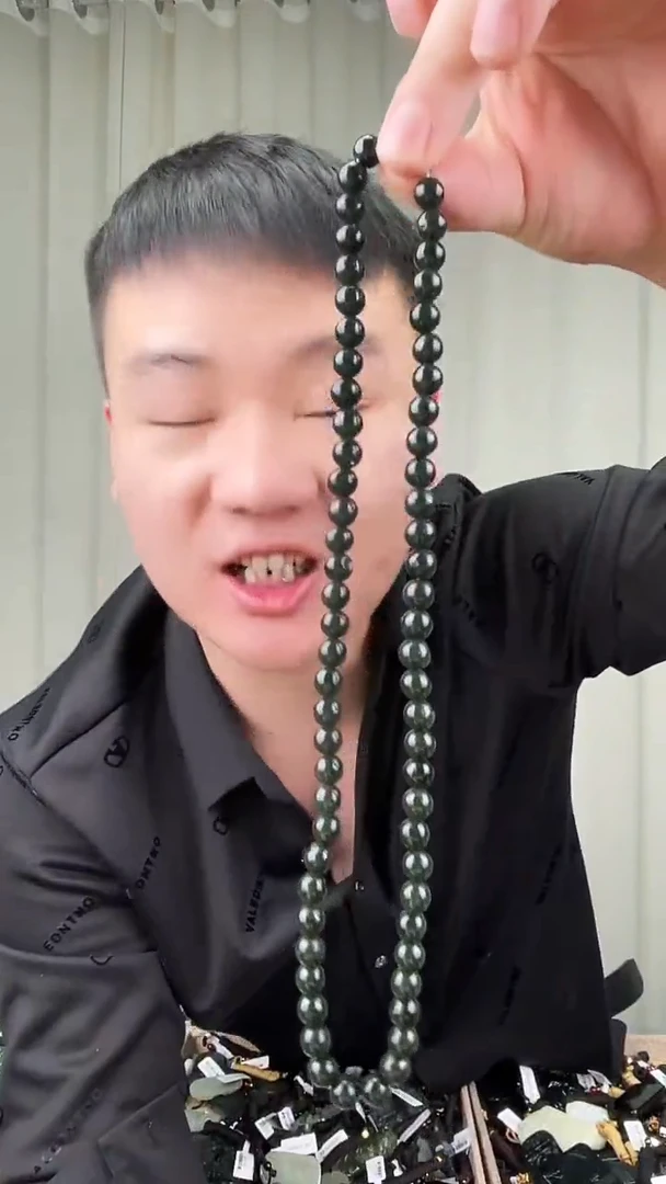 未镶嵌和田玉挂件多样性发其一卡8