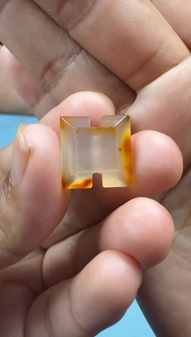 玛瑙/玉髓颈饰未镶嵌1