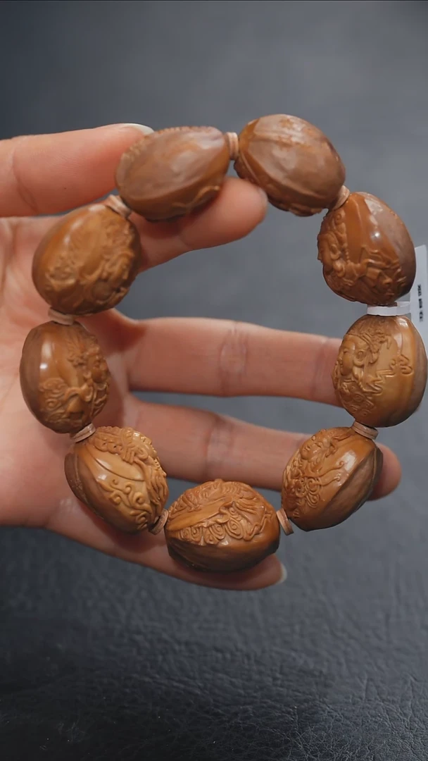 【闪购商品】橄榄核吊坠橄榄核