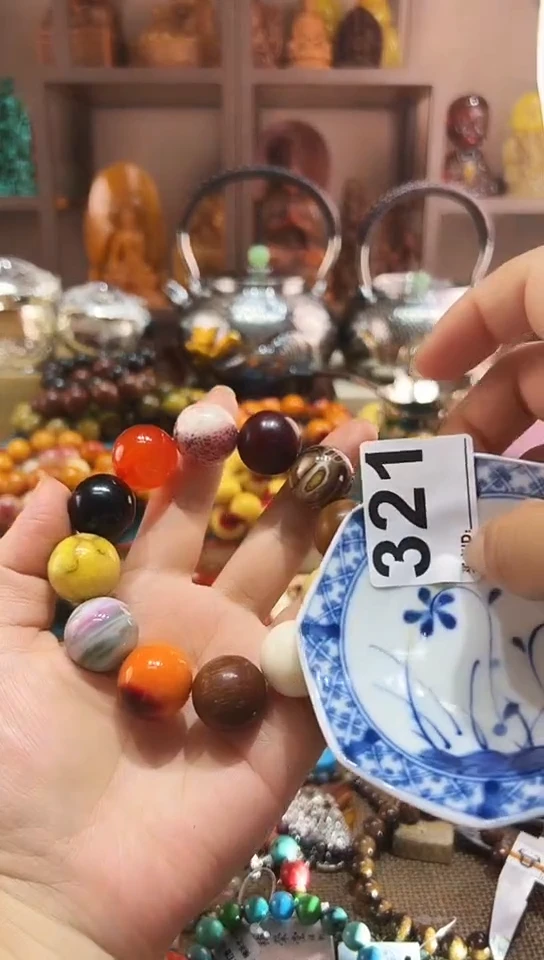 瓷片落****瓢321