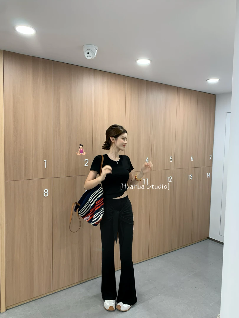 【花花】露思轻氧套装~百搭圆领短T+假两件微喇超弹凉感显瘦拖地裤