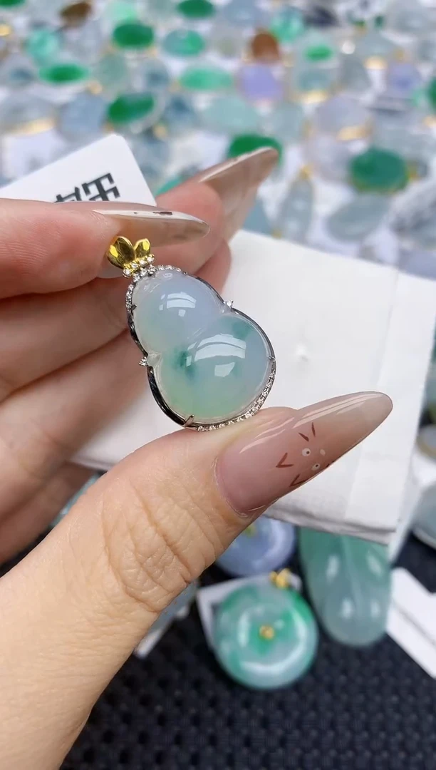 翡翠18K金镶嵌颈饰447   天然翡翠A货