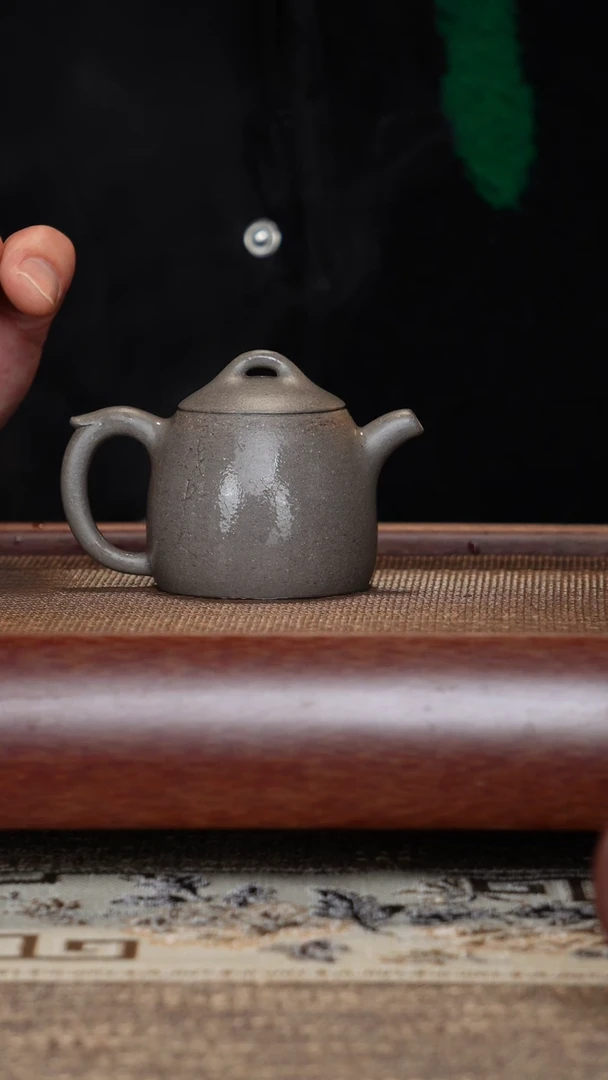 【闪购商品】紫砂茶壶秦权鲨皮青花旦刻绘全手工